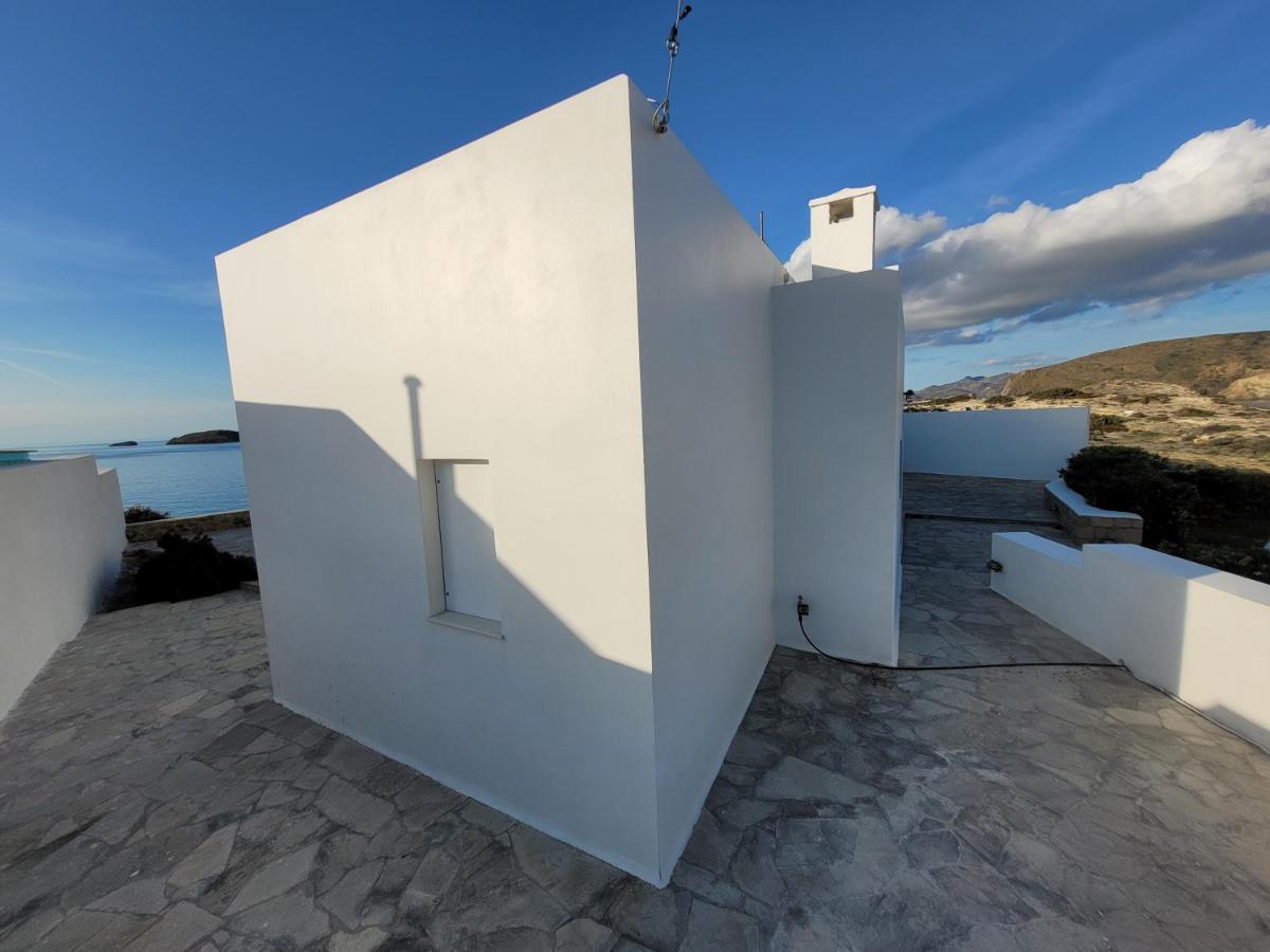 Villa Zefyros Pachaina Exteriör bild