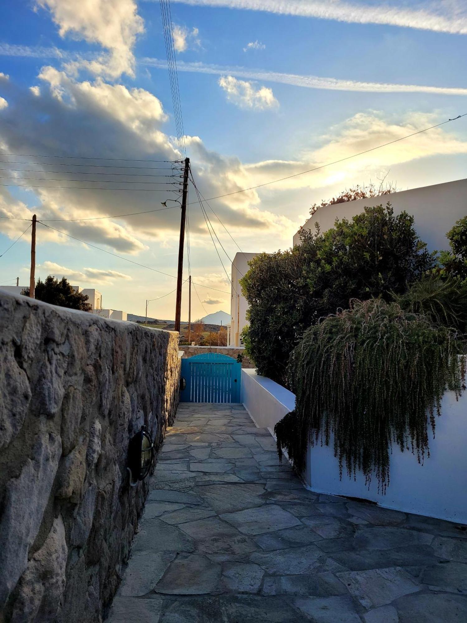 Villa Zefyros Pachaina Exteriör bild