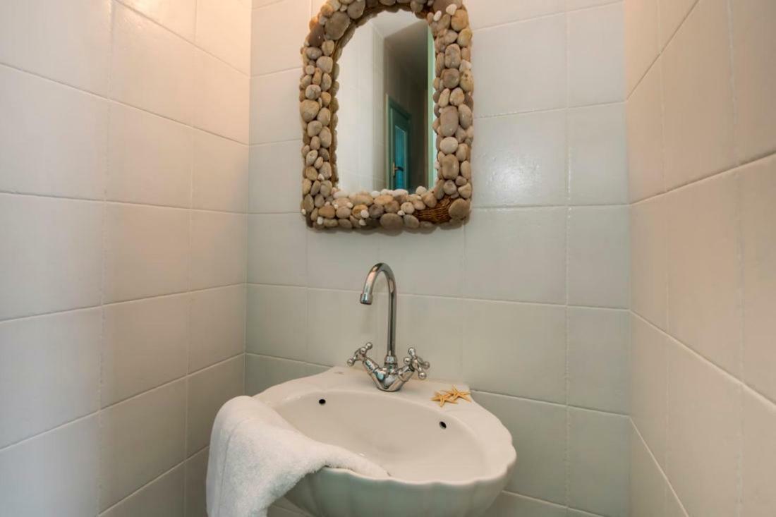 Villa Zefyros Pachaina Exteriör bild