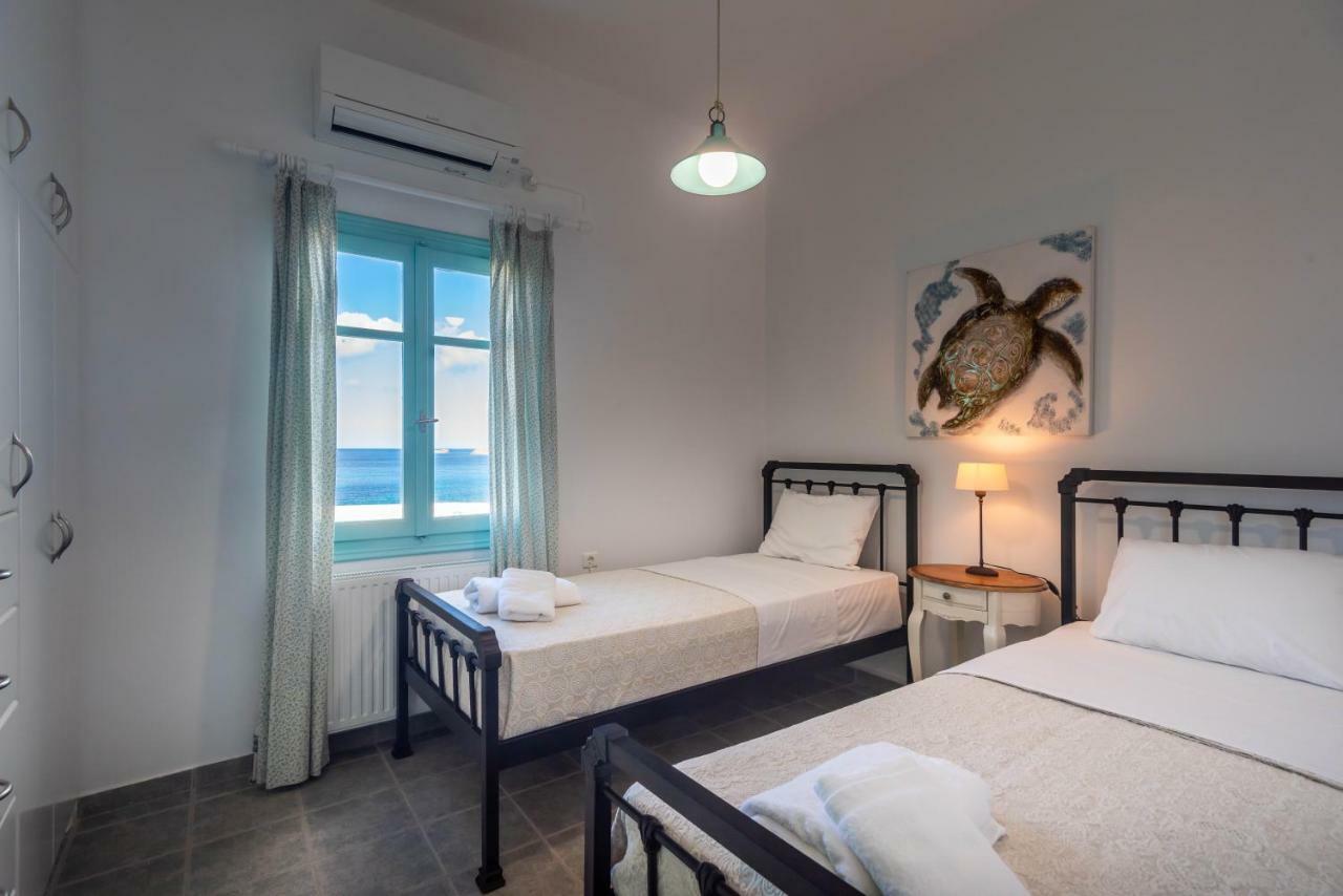 Villa Zefyros Pachaina Exteriör bild