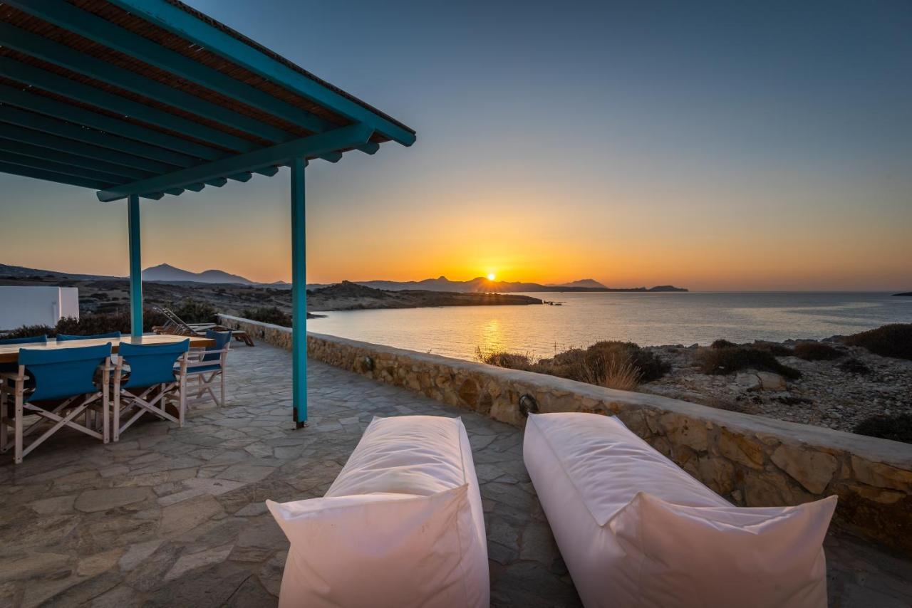 Villa Zefyros Pachaina Exteriör bild